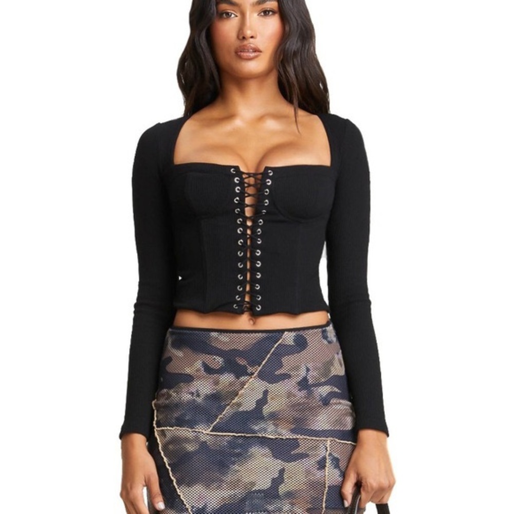 I AM GIA Portia top in black size medium